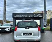 Peugeot 5008 I · Рестайлинг , 2016 г., механика, дизель  - фото 5