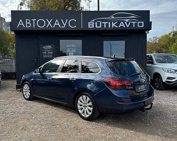 Opel Astra J - фото 4