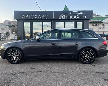 Audi A4 B8 - фото 4