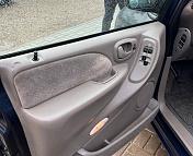 Chrysler Voyager IV , 2001 г., автомат, бензин - фото 9