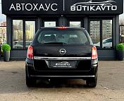 Opel Astra H · Рестайлинг , 2011 г., механика, бензин - фото 5