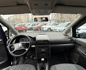 Volkswagen Sharan I · 2-й рестайлинг , 2005 г., механика, дизель - фото 9