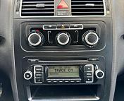 Volkswagen Touran I · 2-й рестайлинг , 2010 г., механика, дизель  - фото 13