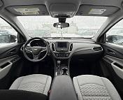 Chevrolet Equinox III · Рестайлинг , 2022 г., автомат, бензин - фото 9