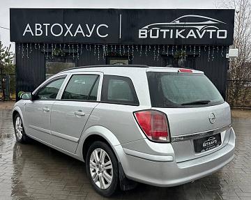 Opel Astra H - фото 4
