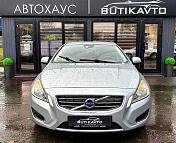 Volvo V60 I , 2012 г., механика, дизель - фото 2