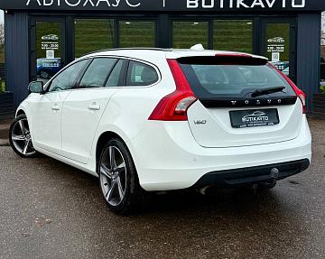 Volvo V60 I - фото 5