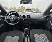 SEAT Ibiza III · Рестайлинг , 2009 г., механика, бензин  - фото 7