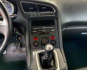 Peugeot 5008 I , 2012 г., механика, дизель - фото 12