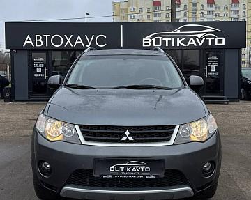 Mitsubishi Outlander XL - фото 2