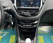 Peugeot 208 I · Рестайлинг , 2018 г., механика, дизель - фото 13