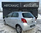 Toyota Yaris II (XP9) , 2008 г., механика, бензин - фото 4