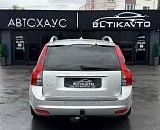 Volvo V50 I · 2-й рестайлинг , 2011 г., механика, дизель - фото 6