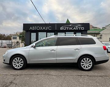 Volkswagen Passat B6 - фото 4