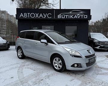 Peugeot 5008 I