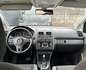 Volkswagen Touran I · 2-й рестайлинг , 2014 г., робот, дизель - фото 9