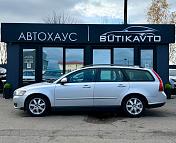 Volvo V50 I · Рестайлинг , 2010 г., механика, дизель - фото 4