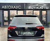 Volkswagen Tiguan II· Рестайлинг , 2022 г., автомат, бензин - фото 5