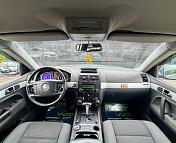 Volkswagen Touareg I , 2005 г., автомат, дизель - фото 9