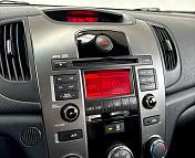 Kia Cerato II , 2010 г., механика, бензин - фото 12