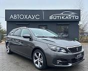 Peugeot 308 T9 · Рестайлинг , 2018 г., механика, бензин
