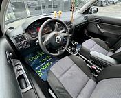 Volkswagen Golf IV , 2002 г., механика, дизель - фото 10