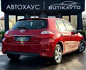 Toyota Auris I (E150) · Рестайлинг , 2010 г., механика, дизель - фото 6