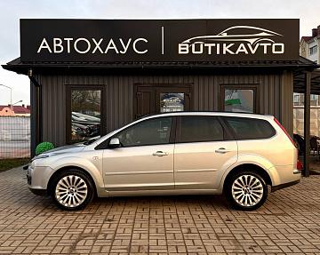 Ford Focus II - фото 4