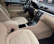 Volkswagen Passat B7 , 2011 г., механика, бензин - фото 10