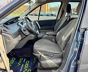 Renault Grand Scenic II · Рестайлинг , 2008 г., механика, дизель - фото 10