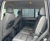 Volkswagen Touran I · Рестайлинг , 2007 г., механика, дизель - фото 8