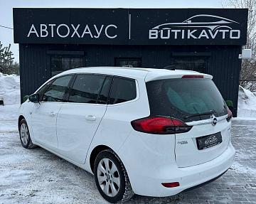 Opel Zafira C - фото 4