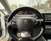 Peugeot 308 T9 · Рестайлинг , 2018 г., механика, дизель - фото 11