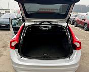 Volvo V60 I · Рестайлинг , 2013 г., механика, дизель - фото 15