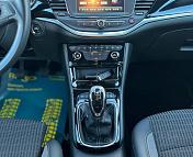 Opel Astra K · Рестайлинг , 2021 г., механика, бензин - фото 10
