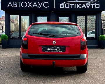 Renault Laguna II - фото 5