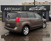 Peugeot 5008 I · Рестайлинг , 2014 г., механика, дизель - фото 6